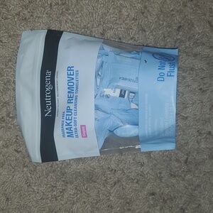 Neutrogena Makeup Remover